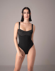 Contour Bodysuit Black – Studio Trure